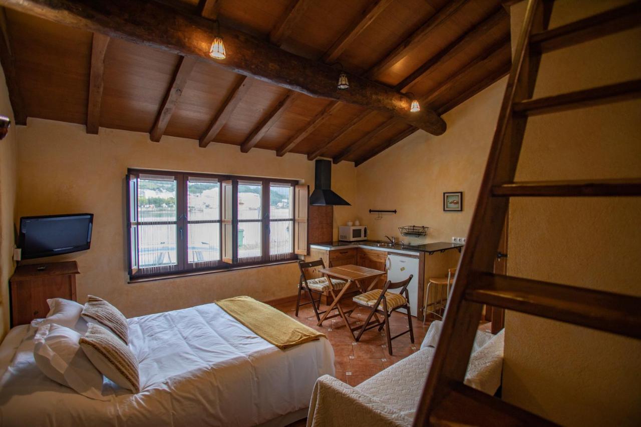 Casa Ria De Navia Guest House Екстериор снимка